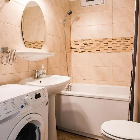 Old Town Cozy - Square - Location * בוקרשט