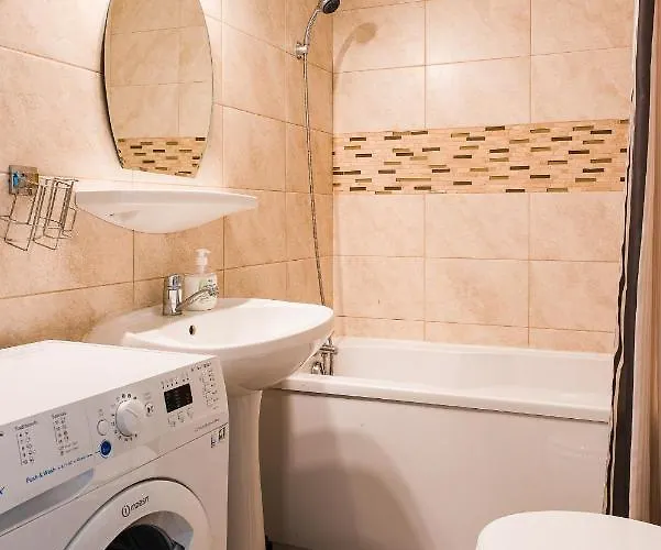 Old Town Cozy - Square - Location * בוקרשט